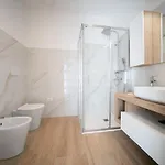 Abano Terme-luxury Suites, 4 Ospiti-free Parking Daire *