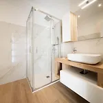 Abano Terme-luxury Suites, 4 Ospiti-free Parking Daire Abano Terme